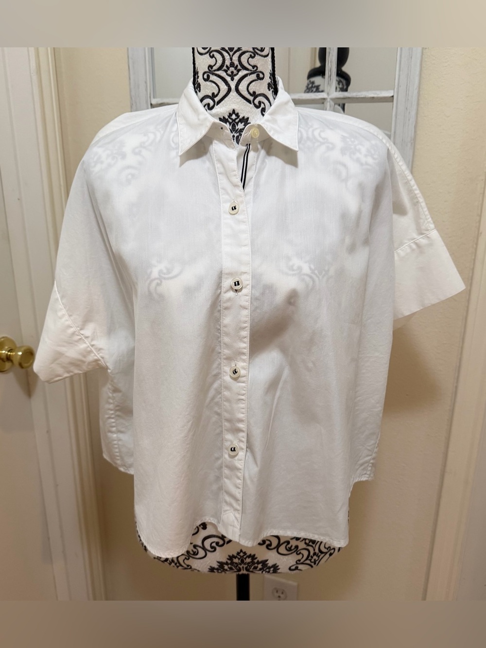 JED Women's Button Down Boxy Fit Lightweight Top
